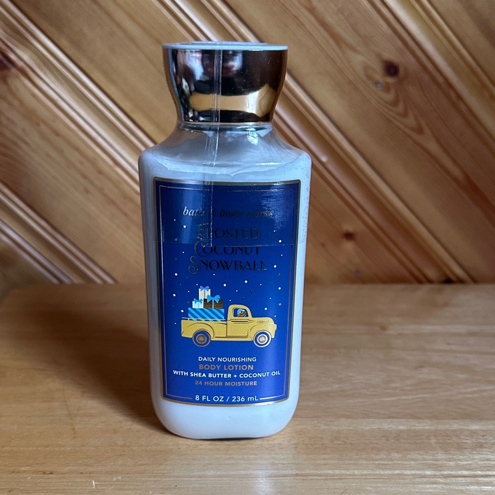 Bath & Body Works Frosted Coconut Snowball Body Lotion